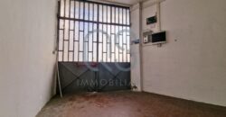 LABORATORIO CON MAGAZZINO IN VENDITA