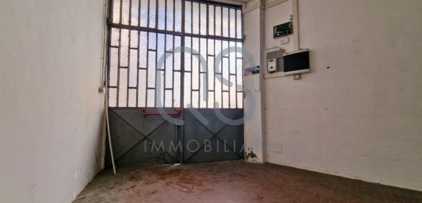 LABORATORIO CON MAGAZZINO IN VENDITA