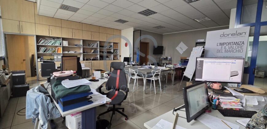 UFFICIO IN AFFITTO – COMPLESSO CEBROSA 2000