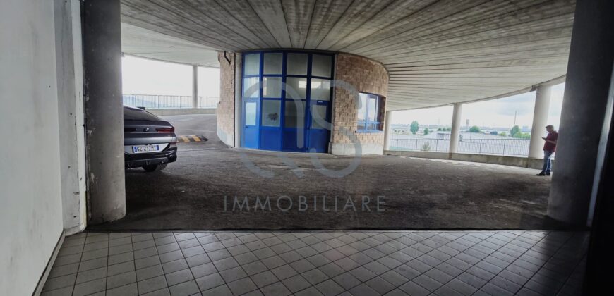 UFFICIO IN AFFITTO – COMPLESSO CEBROSA 2000