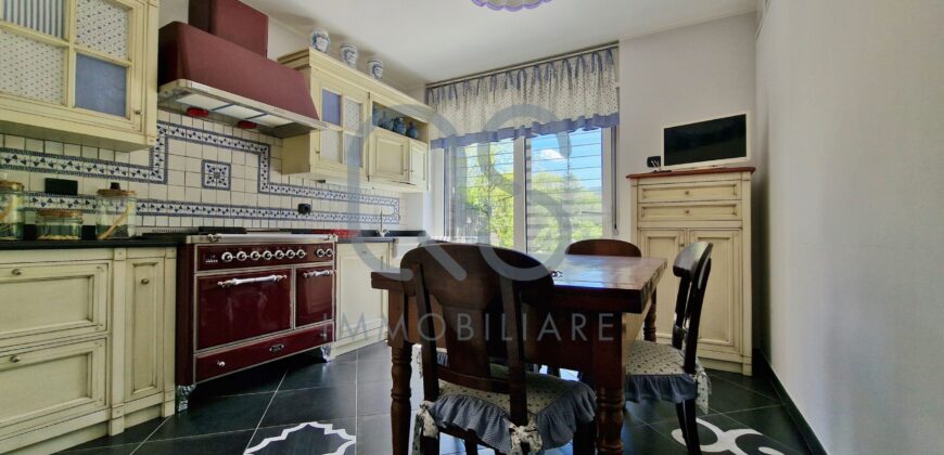ESCLUSIVA VILLA INDIPENDENTE IN VENDITA