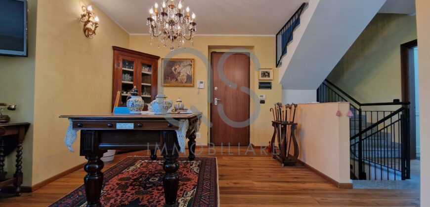 ESCLUSIVA VILLA INDIPENDENTE IN VENDITA
