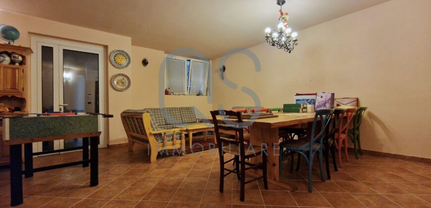 ESCLUSIVA VILLA INDIPENDENTE IN VENDITA