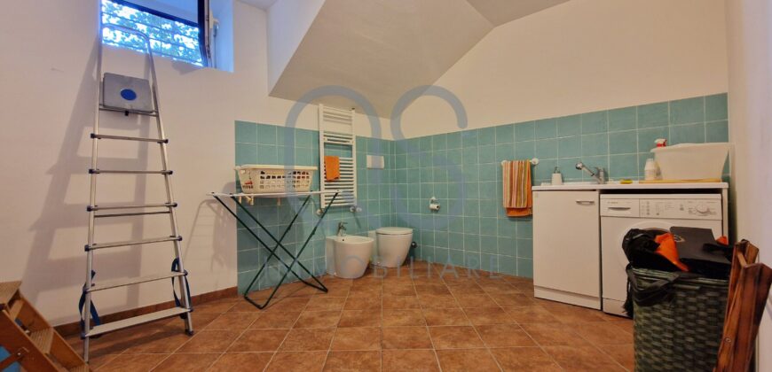 ESCLUSIVA VILLA INDIPENDENTE IN VENDITA