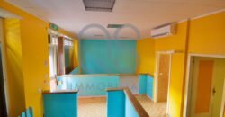 LOCALE COMMERCIALE E AMPIO MAGAZZINO IN VENDITA