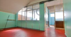 LOCALE COMMERCIALE E AMPIO MAGAZZINO IN VENDITA