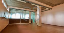 LOCALE COMMERCIALE E AMPIO MAGAZZINO IN VENDITA