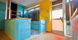 LOCALE COMMERCIALE E AMPIO MAGAZZINO IN VENDITA