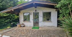 ESCLUSIVA VILLA CON PISCINA E TERRENI IN VENDITA
